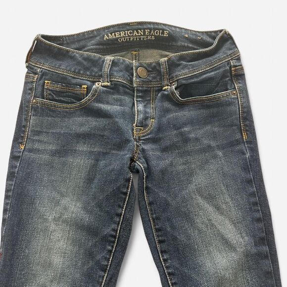 American Eagle Low Rise Kick Boot Jeans Size 4 | Y2K  “Tell Me Lies” Style - Picture 5 of 7